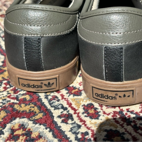 Adidas Men’s Skate Sneakers – Size US 9.5 (Black/Dark Cinder) - Picture 9 of 10